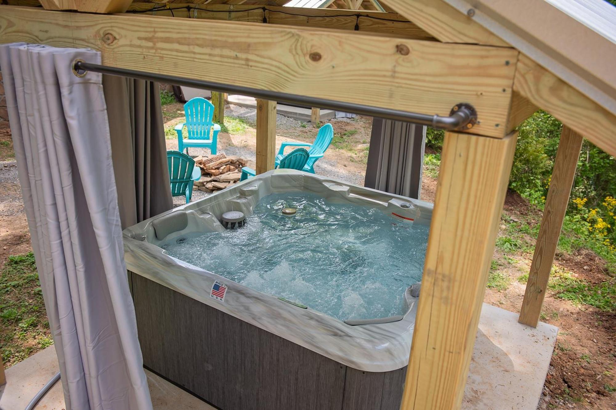 Jake Cabin Luxury Hot Tub Cabin Near Downtown 查塔努加 外观 照片